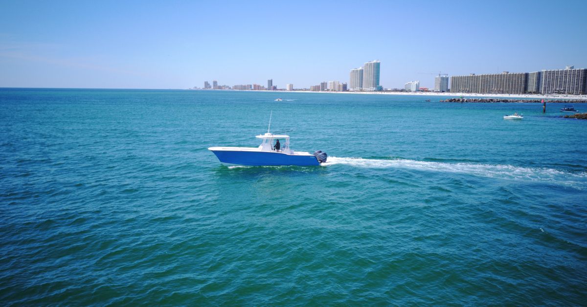 Trimaran vs. Catamaran: Pros, Cons, and Uses